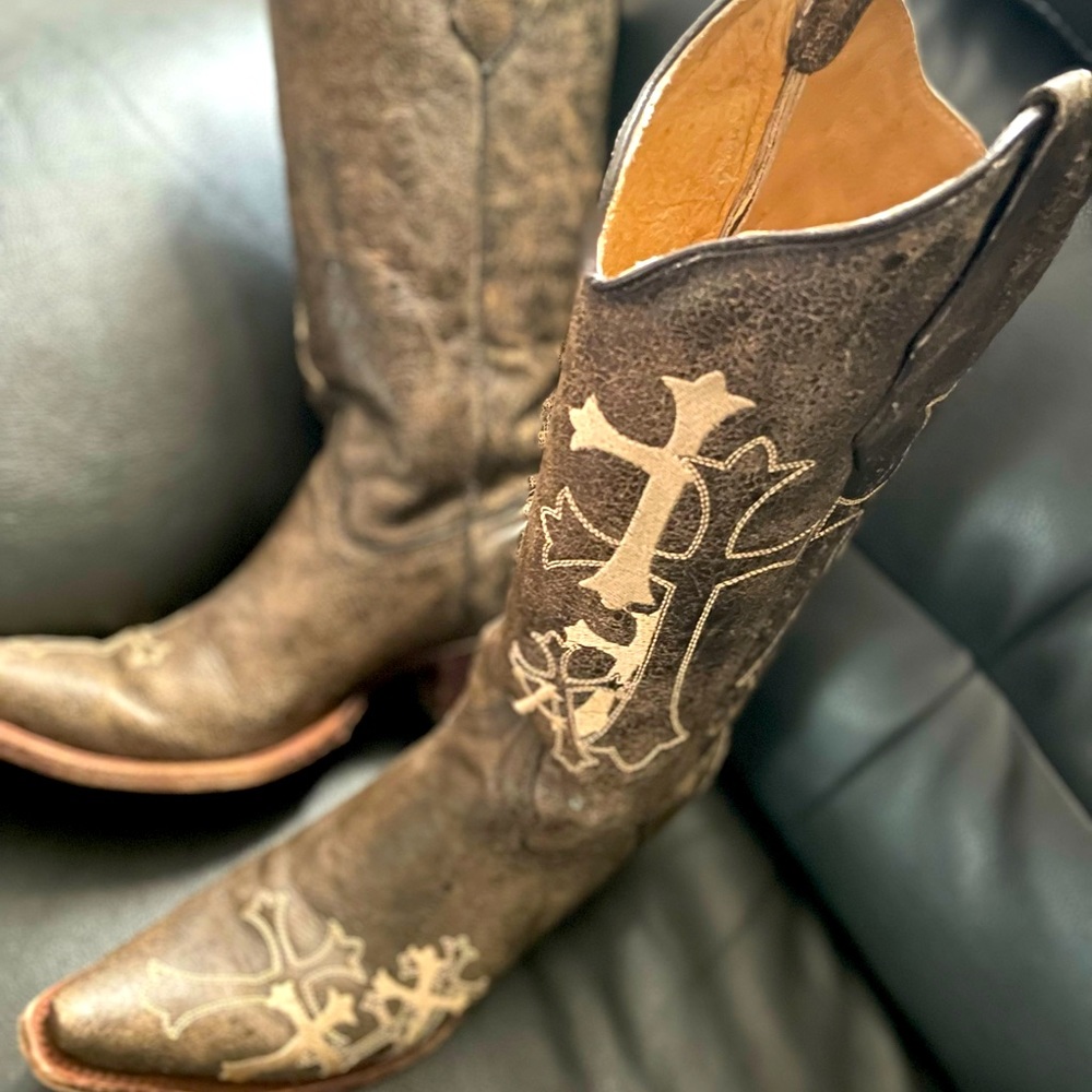 Circle G (Cavenders)